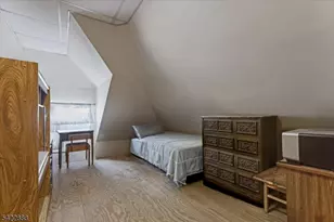 652 54 1st Ave, Elizabeth, NJ 07202 - Photo 15