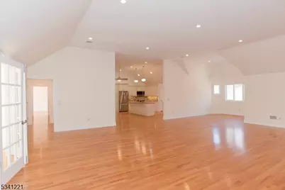 673 Glendale Rd, Franklin Lakes, NJ 07417 - Photo 13
