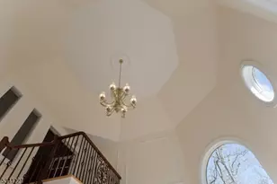 673 Glendale Rd, Franklin Lakes, NJ 07417 - Photo 3