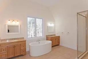 673 Glendale Rd, Franklin Lakes, NJ 07417 - Photo 15