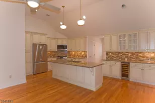 673 Glendale Rd, Franklin Lakes, NJ 07417 - Photo 5