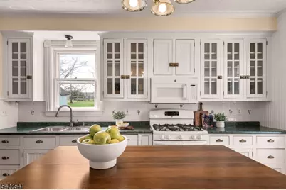 25 Old Turnpike Rd, Tewksbury Township, NJ 08858 - Photo 21