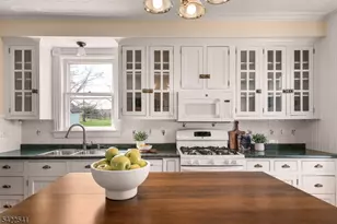 25 Old Turnpike Rd, Tewksbury Township, NJ 08858 - Photo 21