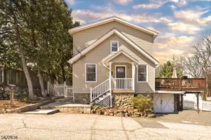 29 Sunset Ave, Butler, NJ 07405 - Photo 1