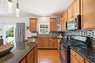 654 Skyline Dr, Jefferson Township, NJ 07849 - Photo 19