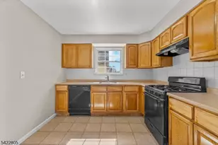 128 Leslie St, Newark, NJ 07112 - Photo 13