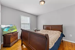128 Leslie St, Newark, NJ 07112 - Photo 5