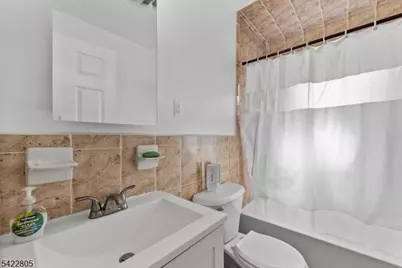 128 Leslie St, Newark, NJ 07112 - Photo 9