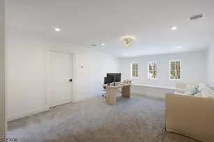 909 Wyandotte Trail, Westfield, NJ 07090 - Photo 47