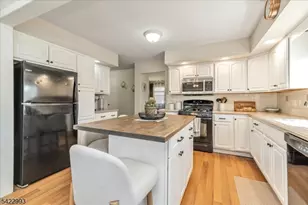 48 Oliver Pl, Ringwood, NJ 07456 - Photo 5