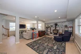 5 Abbey Ln, Pequannock Township, NJ 07444 - Photo 9