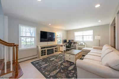 5 Abbey Ln, Pequannock Township, NJ 07444 - Photo 7