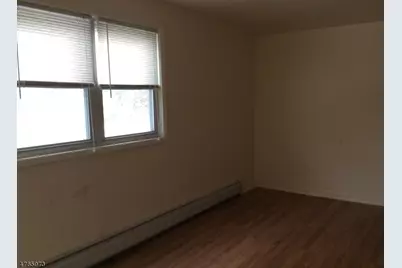 109 Scoles Ave, Clifton, NJ 07012 - Photo 7