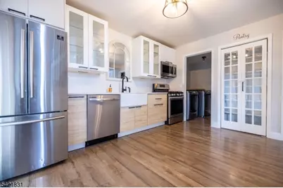 25 Bloomingdale Dr #2C, Hillsborough Township, NJ 08844 - Photo 5