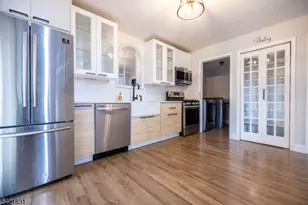 25 Bloomingdale Dr, Hillsborough Township, NJ 08844 - Photo 5