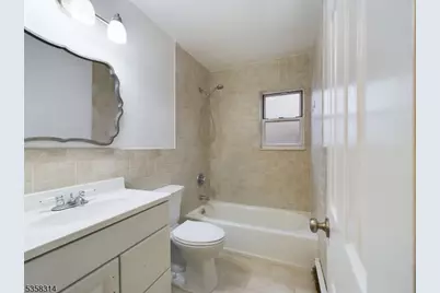 21 Hinchman Ave #1D, Wayne, NJ 07470 - Photo 11