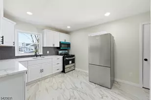 325 Schley St, Newark, NJ 07112 - Photo 17