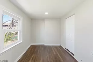 325 Schley St, Newark, NJ 07112 - Photo 15