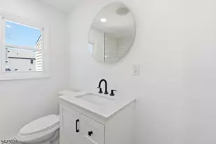 325 Schley St, Newark, NJ 07112 - Photo 7