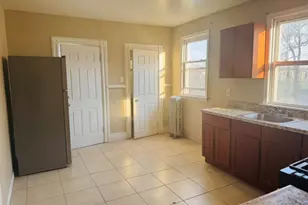 2 Hawthorne Pl, East Orange, NJ 07018 - Photo 7