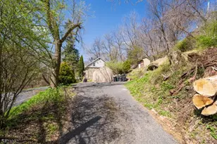 1053 S Main St, Phillipsburg, NJ 08865 - Photo 7