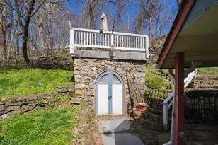 1053 S Main St, Phillipsburg, NJ 08865 - Photo 11