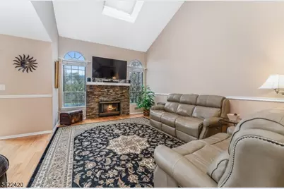 268 Laurel Ct, Readington, NJ 08889 - Photo 11