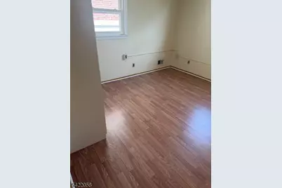 398 Avenue, Bayonne, NJ 07002 - Photo 9