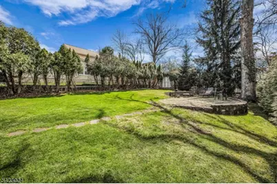 77 S Mountain Ave, Cedar Grove, NJ 07009 - Photo 35