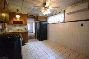 10 Lake Ave, Clifton, NJ 07011 - Photo 15