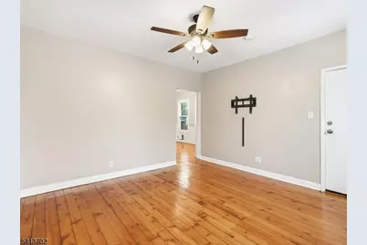 46 Maple St, Bloomfield, NJ 07003 - Photo 13