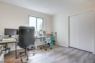 165-110 Essex Ave, Metuchen, NJ 08840 - Photo 11