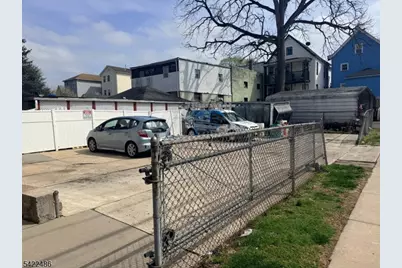 383 Highland Ave, Passaic, NJ 07055 - Photo 5