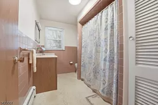 46 Shawnee Trail, Sparta Township, NJ 07871 - Photo 9