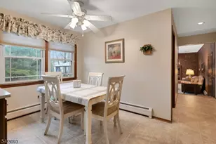 3 Pilgrim Dr, Roxbury Township, NJ 07876 - Photo 9