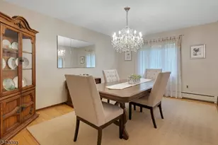 3 Pilgrim Dr, Roxbury Township, NJ 07876 - Photo 7