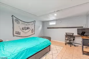 707 Kingston Ave, Kenilworth, NJ 07033 - Photo 21