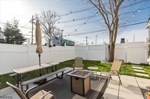 707 Kingston Ave, Kenilworth, NJ 07033 - Photo 25