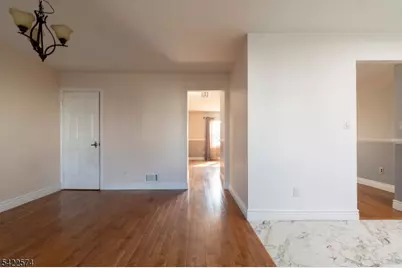 1502 William and Mary Cmn, Hillsborough Township, NJ 08844 - Photo 7