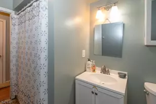 1033 Grove, North Brunswick Township, NJ 08902 - Photo 15