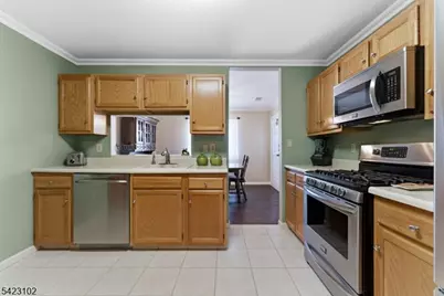 2309 Hemingway Ln #2309, Mahwah, NJ 07430 - Photo 5