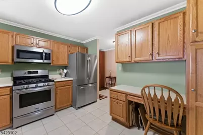 2309 Hemingway Ln #2309, Mahwah, NJ 07430 - Photo 7