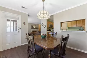 2309 Hemingway Ln, Mahwah, NJ 07430 - Photo 11