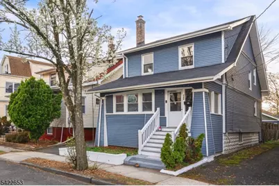 131 Headley Ter, Irvington, NJ 07111 - Photo 3