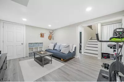 35 Zinnia Dr, Vernon Twp., NJ 07418 - Photo 17