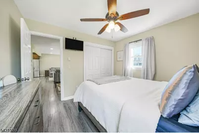 35 Zinnia Dr, Vernon Twp., NJ 07418 - Photo 13