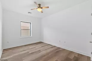 172 Culver Ave, Jersey City, NJ 07305 - Photo 7