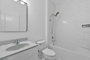 172 Culver Ave, Jersey City, NJ 07305 - Photo 19