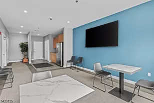 172 Culver Ave, Jersey City, NJ 07305 - Photo 23