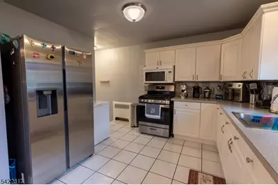 1781 Union Ave, Union Township, NJ 07083 - Photo 9